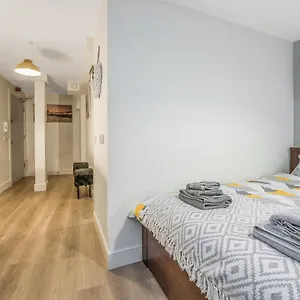 https://relaxing-cozy-studio-apartment-oasis-in-the-heart-of.edinburghhotelsuk.org