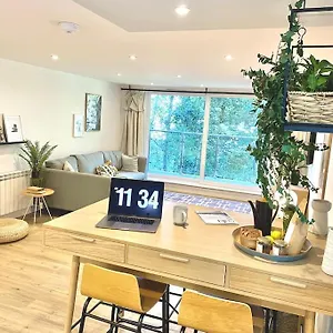 https://stylish-new-build-in-the-centre-of-bournemouth.bournemouth-hotels.org