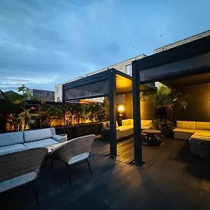 https://stunning-designer-house-fantastic-city-location.cambridgehotelsuk.com